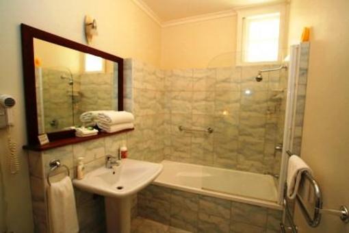 фото отеля Ashton Gate Guest House