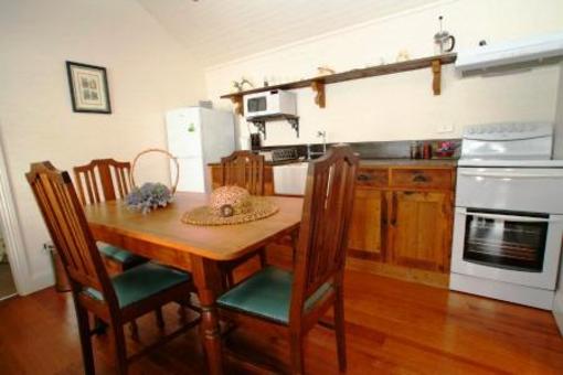 фото отеля Ashton Gate Guest House
