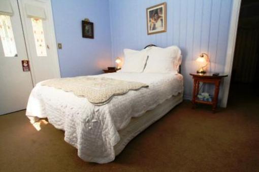 фото отеля Ashton Gate Guest House