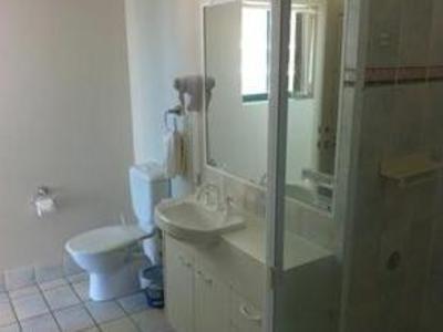 фото отеля Emerald Sands Holiday Apartments Gold Coast
