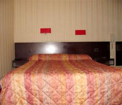 фото отеля Hotel Camelia International Paris