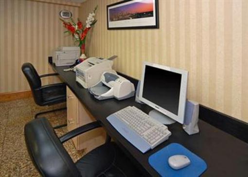 фото отеля Holiday Inn Express Atlanta West - Theme Park Area