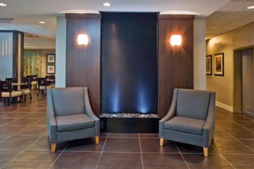 фото отеля Holiday Inn Express Atlanta West - Theme Park Area