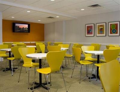 фото отеля Fairfield Inn & Suites Chicago Downtown