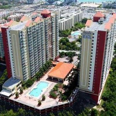 фото отеля Intracoastal Yacht Club Apartments Sunny Isles Beach