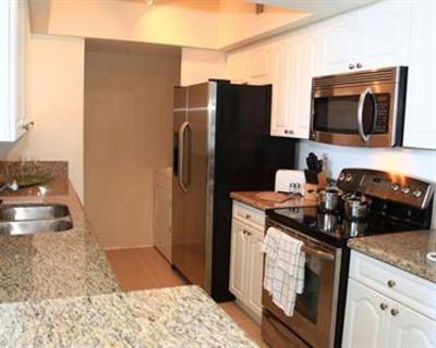фото отеля Intracoastal Yacht Club Apartments Sunny Isles Beach