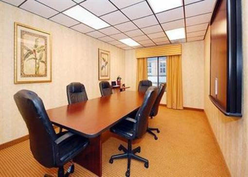 фото отеля Holiday Inn Express Savannah S I-95 Richmond Hill