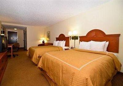 фото отеля Holiday Inn Express Savannah S I-95 Richmond Hill