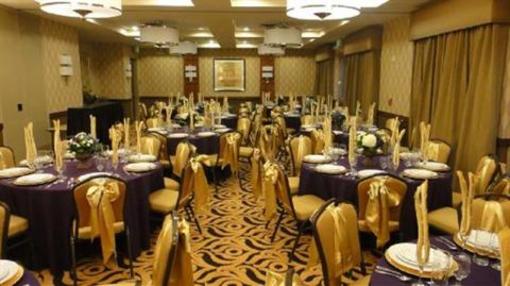 фото отеля Hampton Inn & Suites - Riverside Corona East