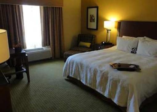фото отеля Hampton Inn & Suites - Riverside Corona East