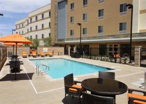 фото отеля Hampton Inn & Suites - Riverside Corona East