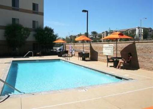 фото отеля Hampton Inn & Suites - Riverside Corona East