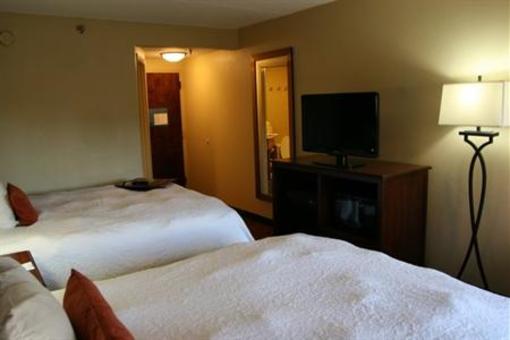 фото отеля Hampton Inn Atlanta Airport