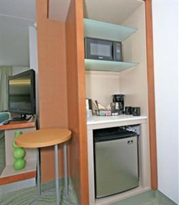 фото отеля SpringHill Suites Durham Chapel Hill