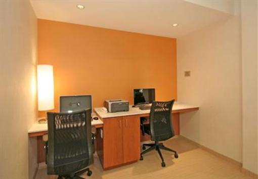 фото отеля SpringHill Suites Durham Chapel Hill