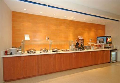 фото отеля SpringHill Suites Durham Chapel Hill