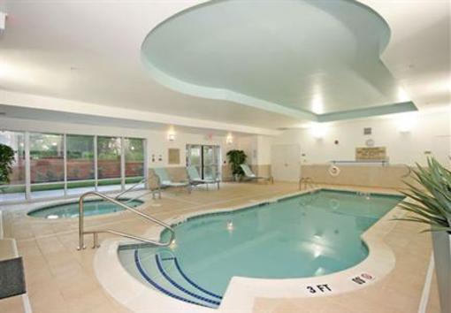 фото отеля SpringHill Suites Durham Chapel Hill