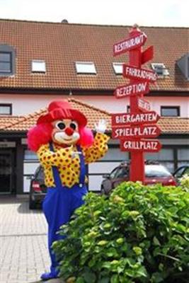 фото отеля Hotel Unter den Linden