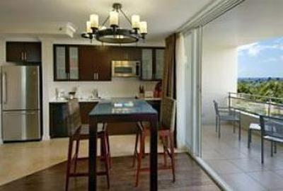 фото отеля Outrigger Regency on Beachwalk Hotel Honolulu