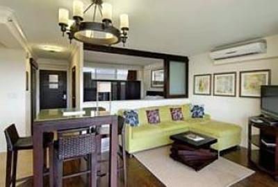 фото отеля Outrigger Regency on Beachwalk Hotel Honolulu