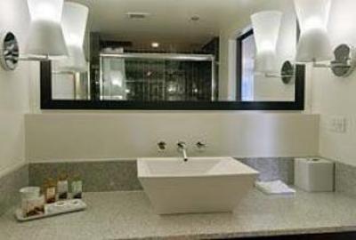фото отеля Outrigger Regency on Beachwalk Hotel Honolulu