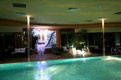 фото отеля Roseo Hotel