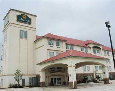 фото отеля La Quinta Inn & Suites San Antonio Fiesta