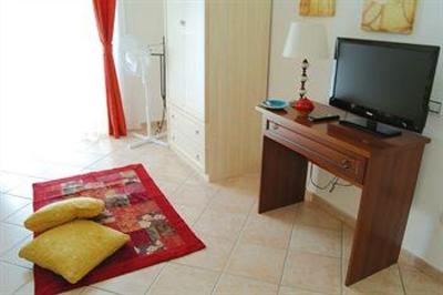 фото отеля Bed & Breakfast Oliena