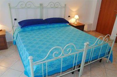 фото отеля Bed & Breakfast Oliena