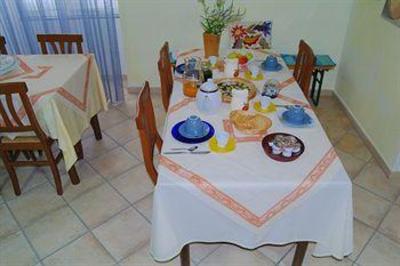 фото отеля Bed & Breakfast Oliena