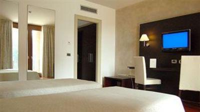 фото отеля Cremona Palace Hotel