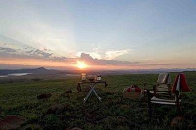 фото отеля Three Tree Hill Lodge