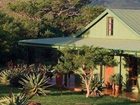 фото отеля Three Tree Hill Lodge