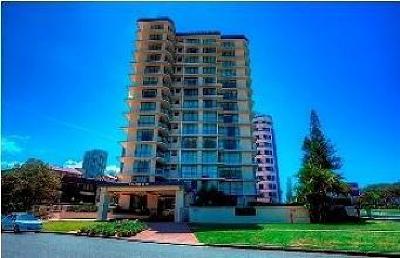 фото отеля Seacrest Beachfront Holiday Apartments Gold Coast