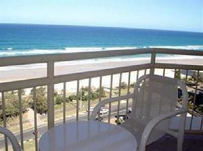 фото отеля Seacrest Beachfront Holiday Apartments Gold Coast