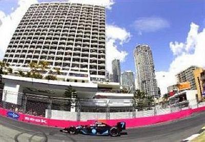 фото отеля Seacrest Beachfront Holiday Apartments Gold Coast