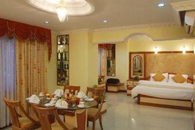 фото отеля Lords Plaza - Surat