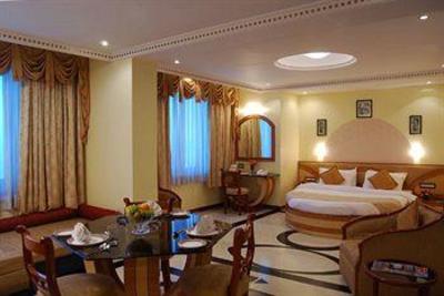 фото отеля Lords Plaza - Surat