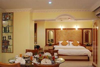 фото отеля Lords Plaza - Surat