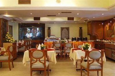 фото отеля Lords Plaza - Surat