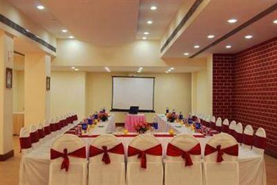 фото отеля Lords Plaza - Surat