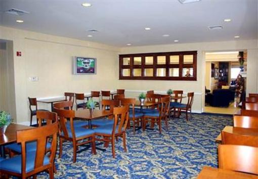 фото отеля Residence Inn Wichita East at Plazzio