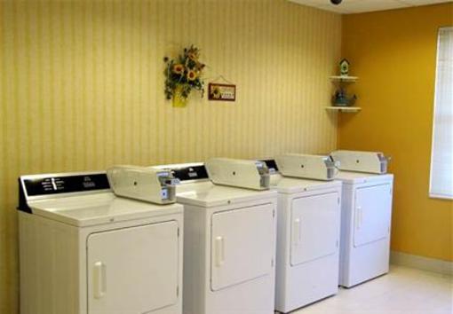 фото отеля Residence Inn Wichita East at Plazzio