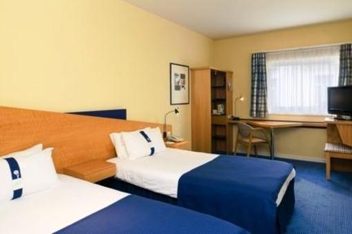 фото отеля Holiday Inn Express Mechelen City Centre