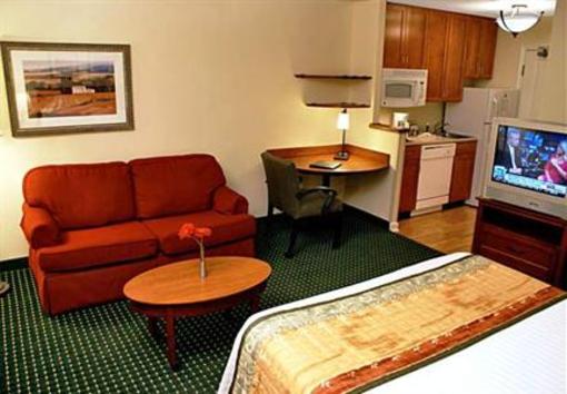 фото отеля TownePlace Suites Stafford