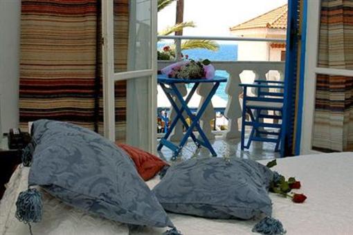 фото отеля Kokkari Beach Hotel