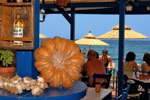фото отеля Kokkari Beach Hotel