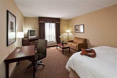 фото отеля Hampton Inn & Suites Burlington (North Carolina)