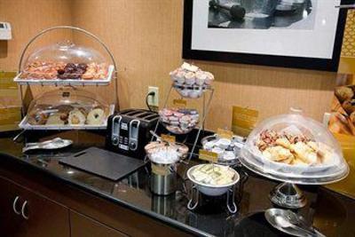 фото отеля Hampton Inn & Suites Burlington (North Carolina)
