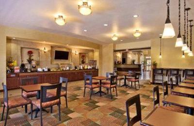 фото отеля BEST WESTERN Plus Duncanville/Dallas